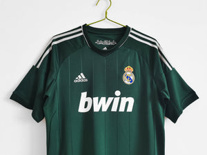 Real Madrid 12-13 | Retro - FandomKits