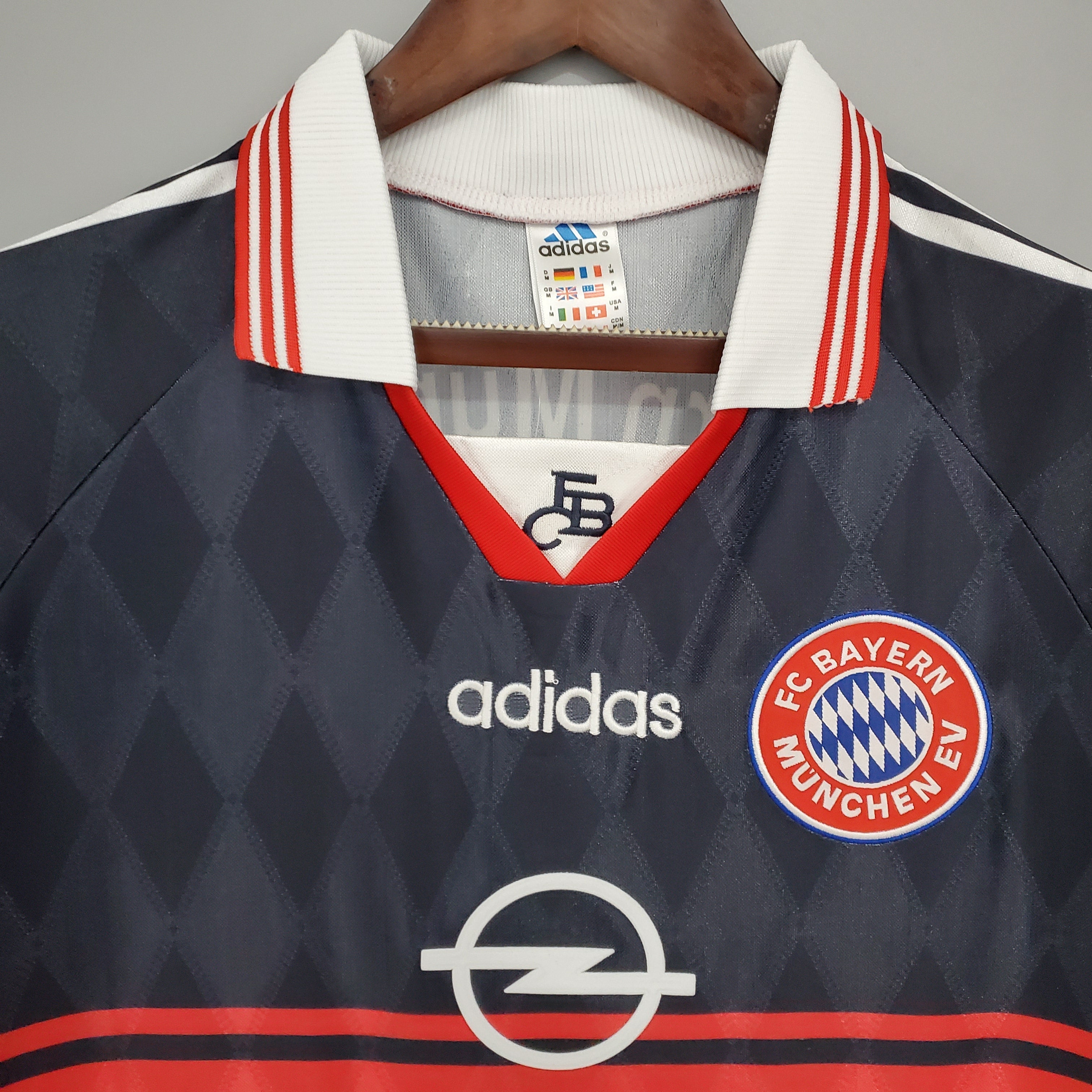 Bayern Munich 97-99  | Retro Home