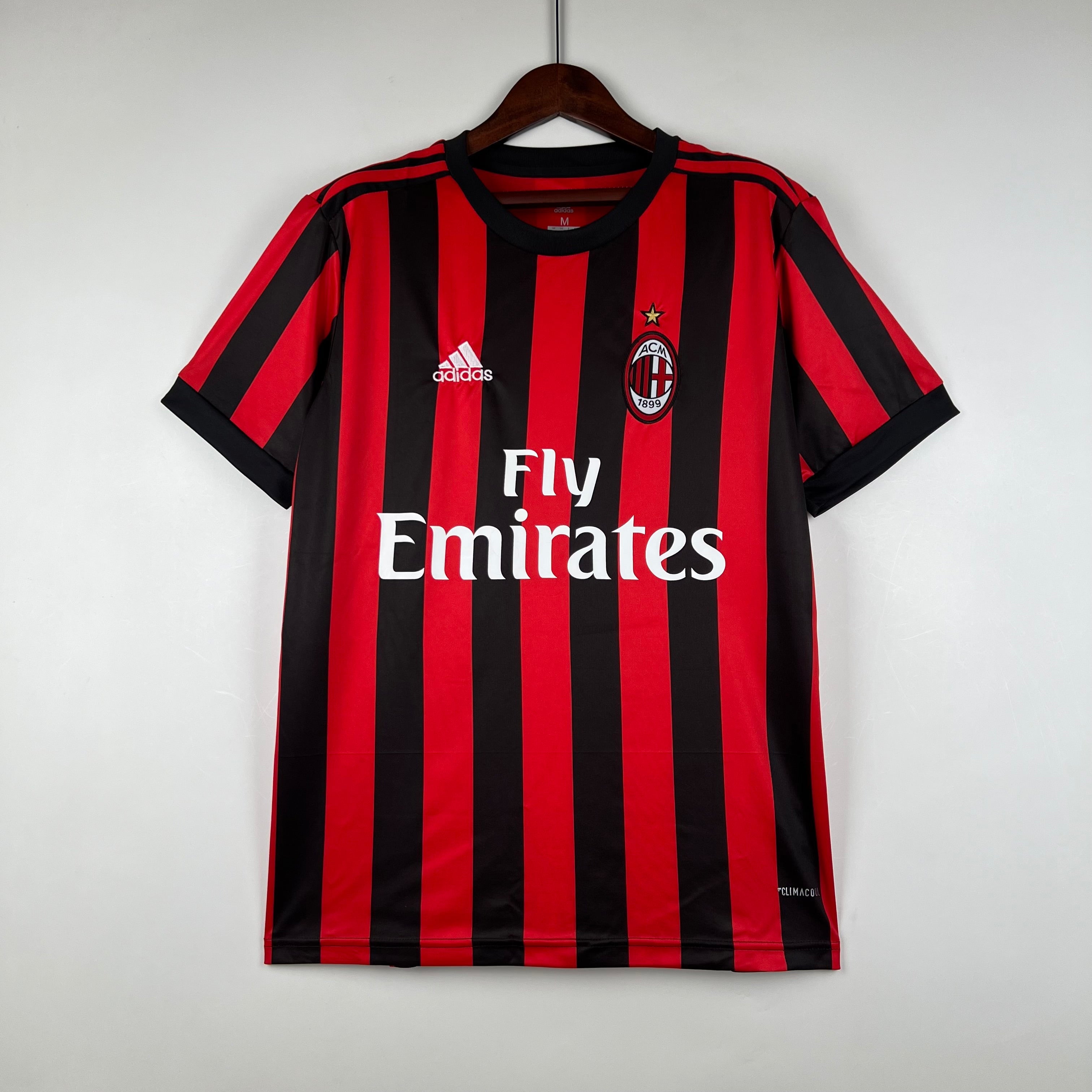 AC Milan 17-18 | Retro Home