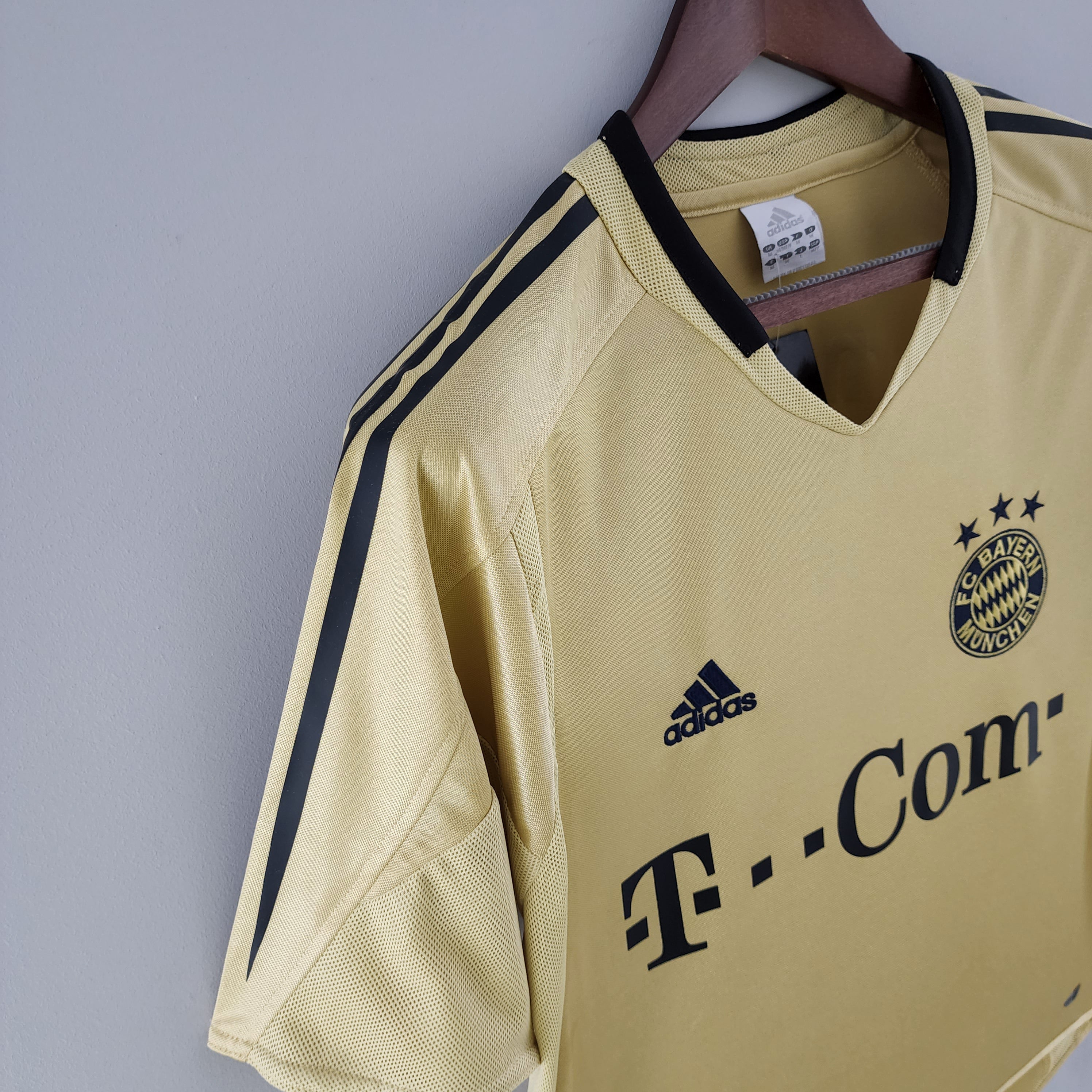 Bayern Munich 04-08 | Away | Retro