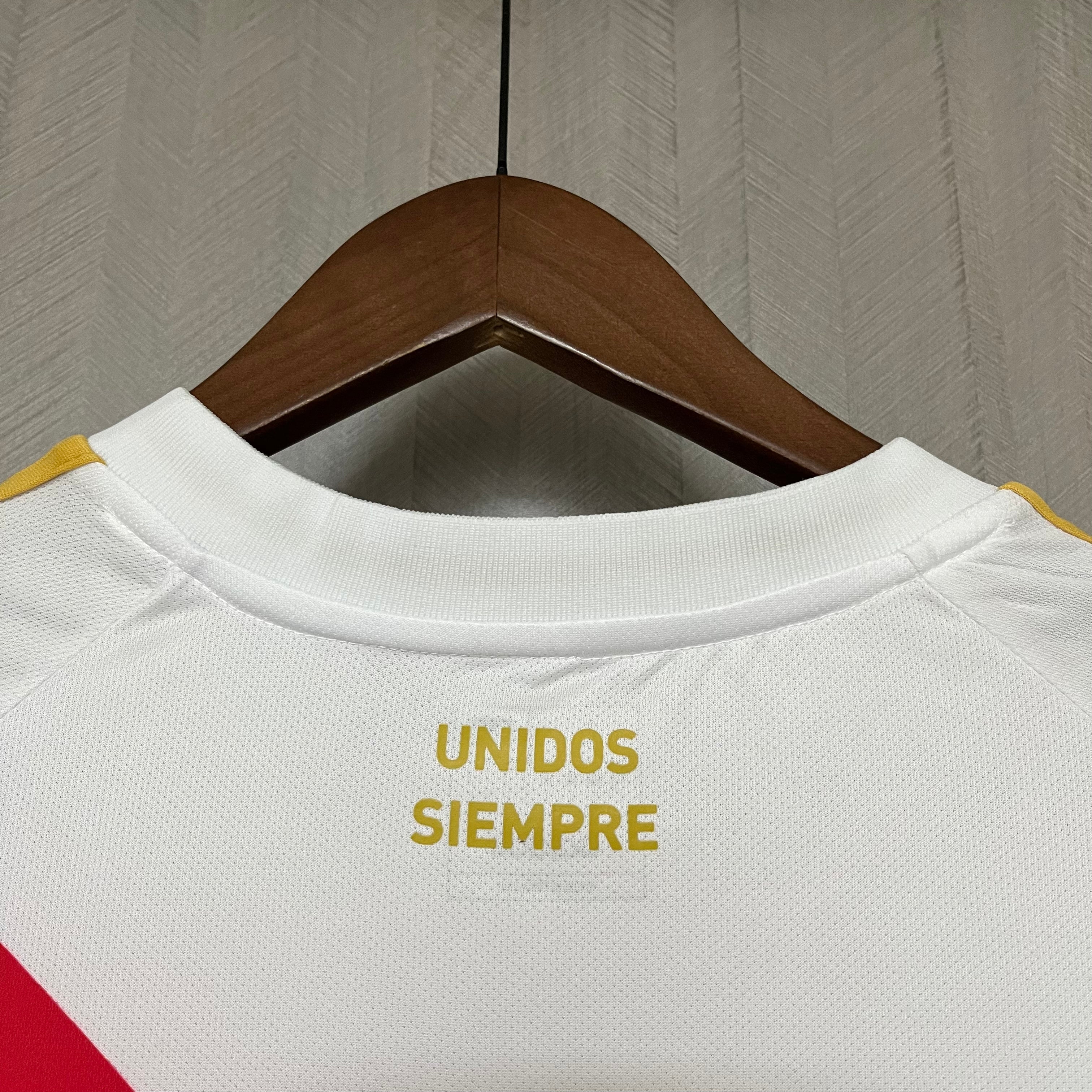 Peru 24-25 | Home