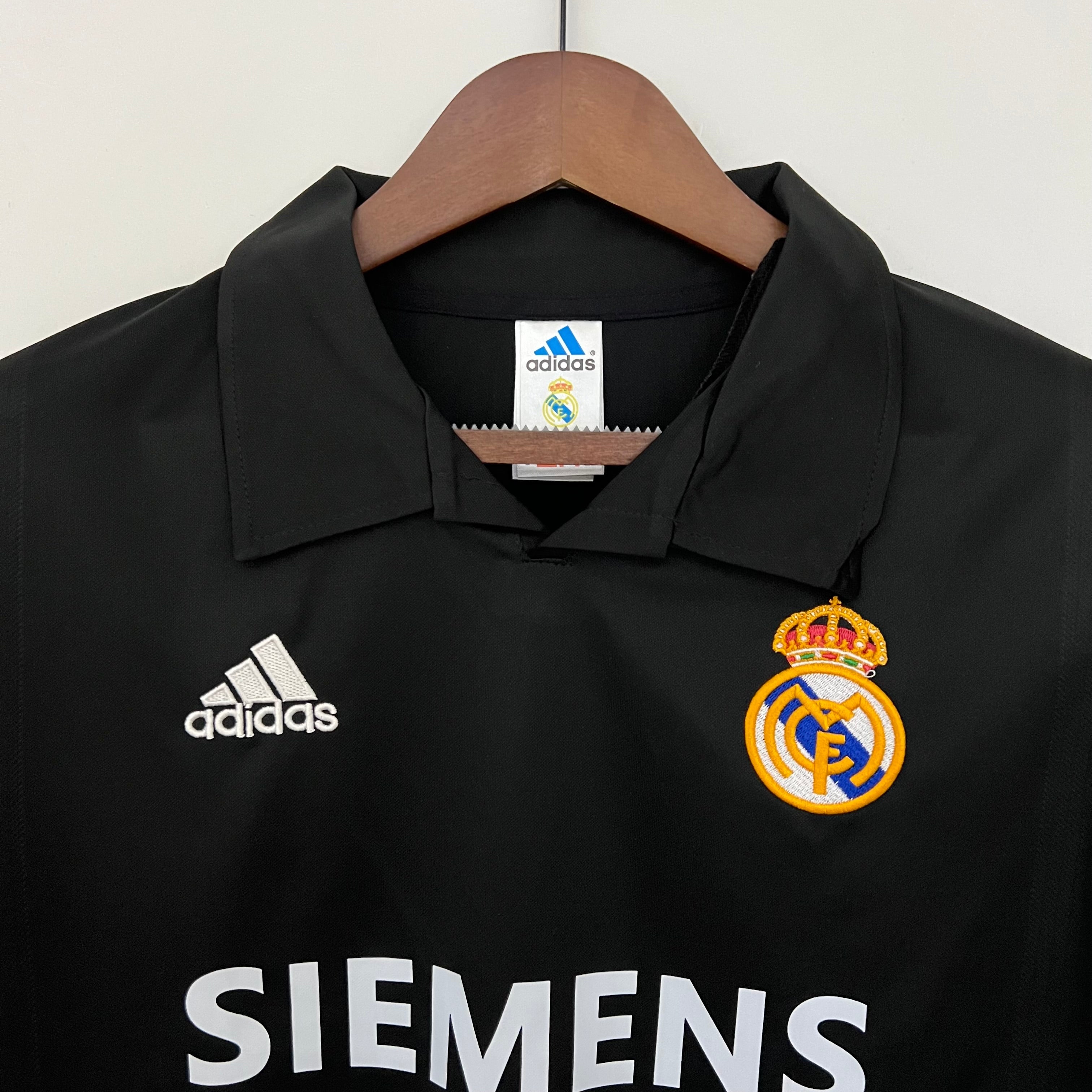 Real Madrid 02-03 | Retro Away