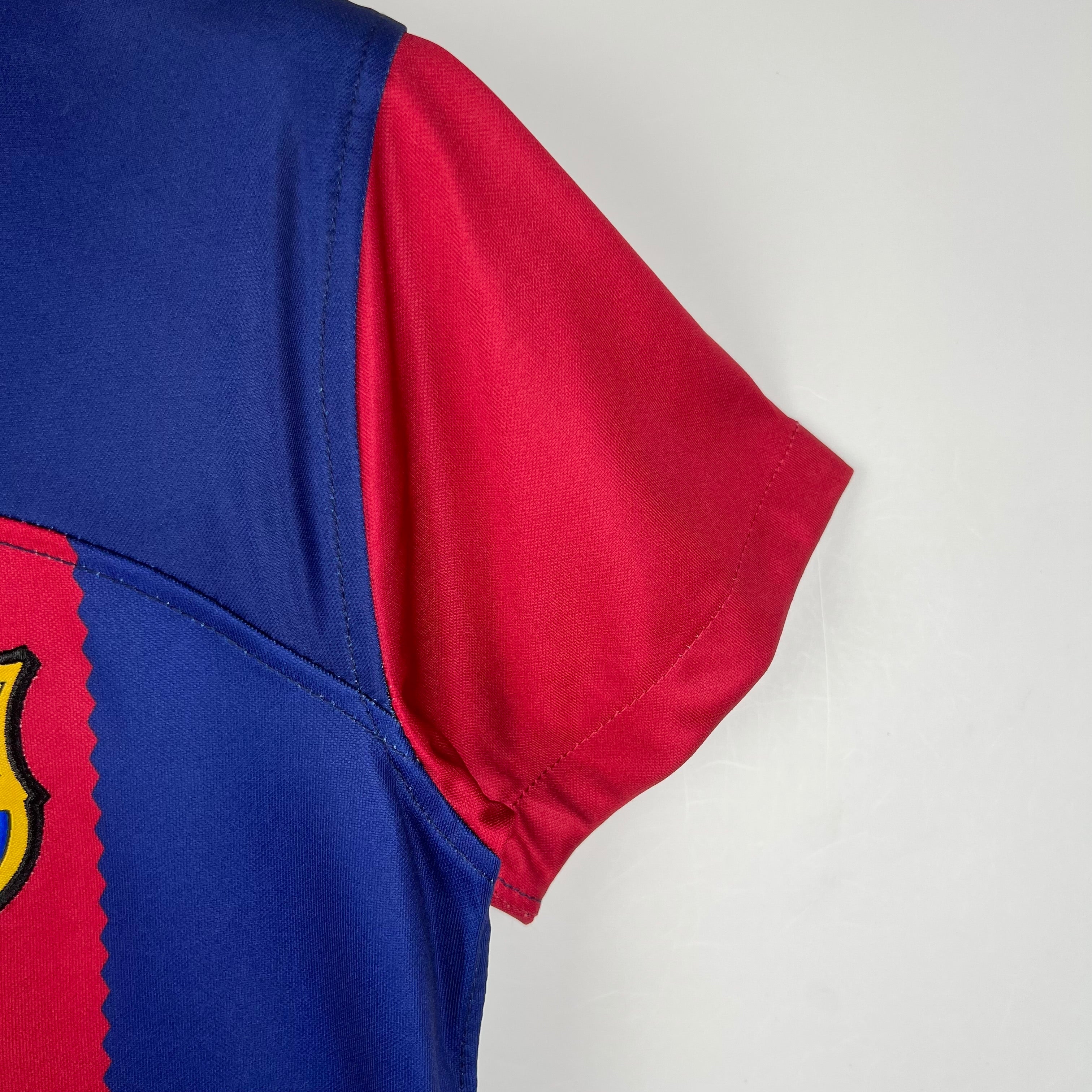 Barcelona 23-24 | Home | Women