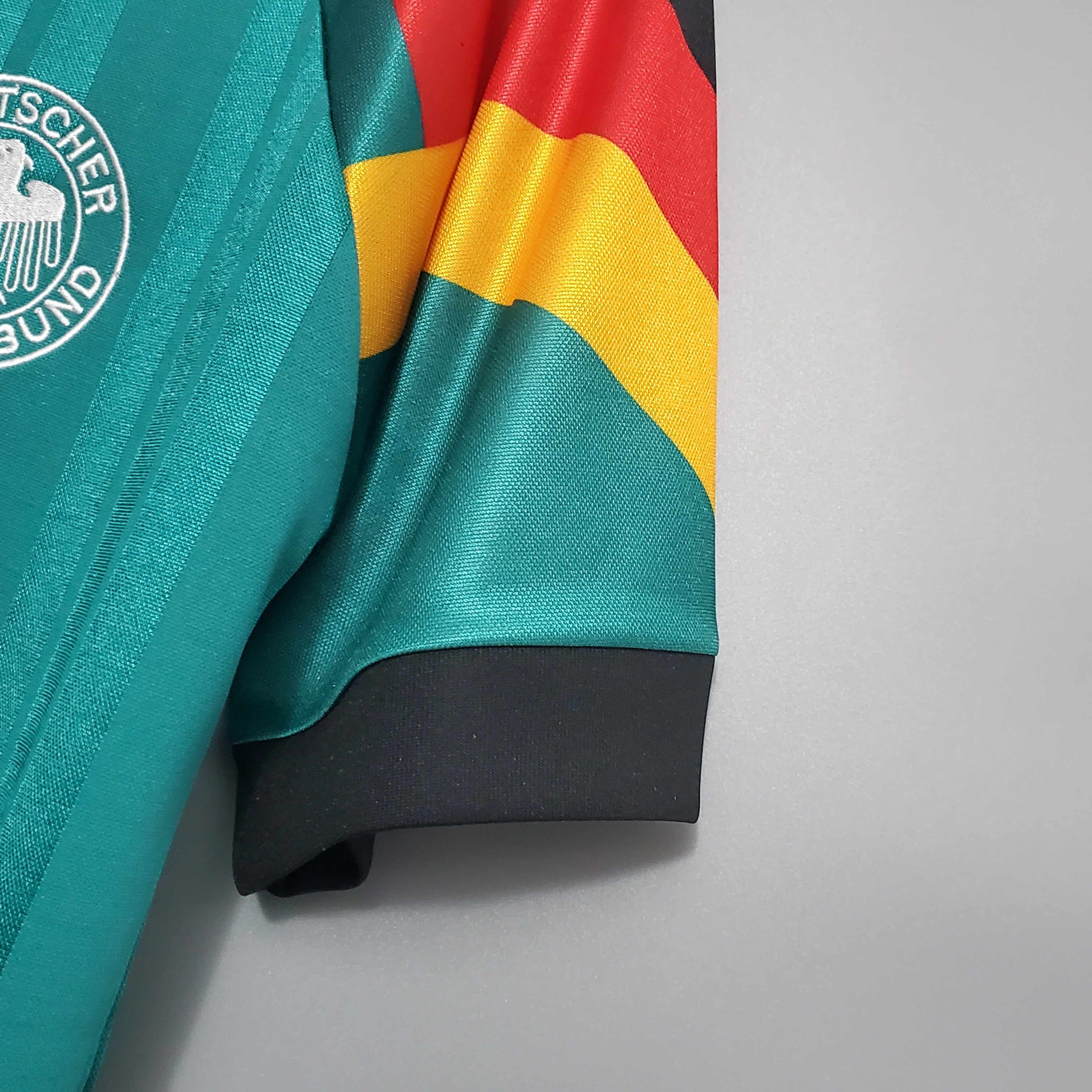 Germany 1992 | Retro Away