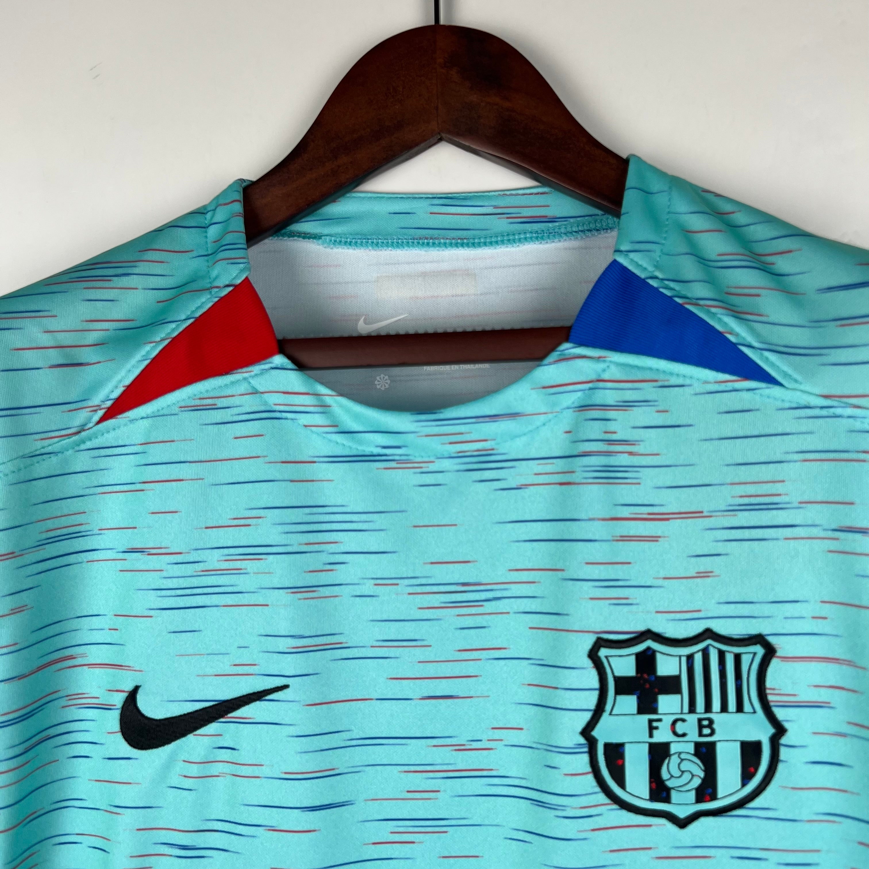 Barcelona 23-24 | Third Away