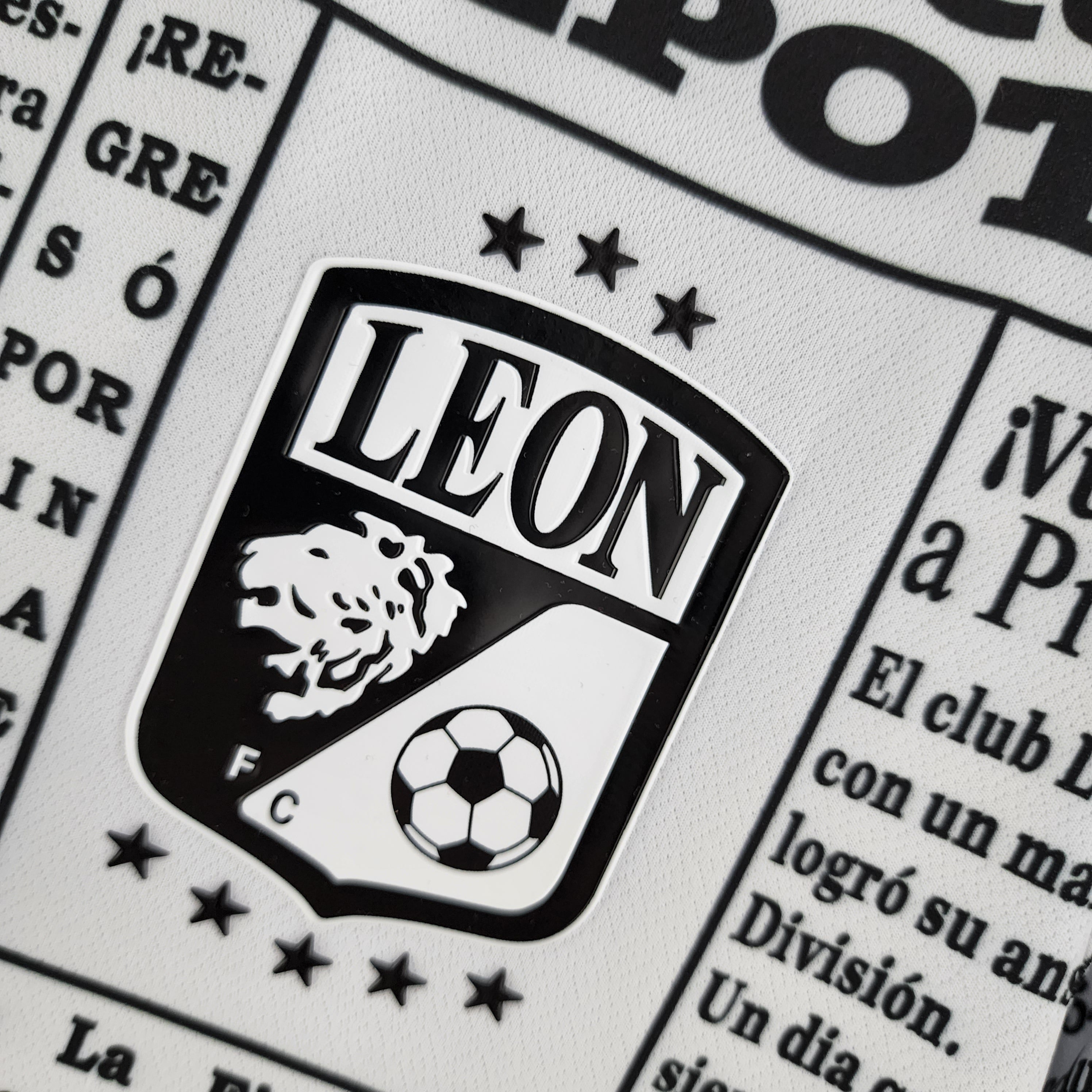 Leon 22-23 | Away