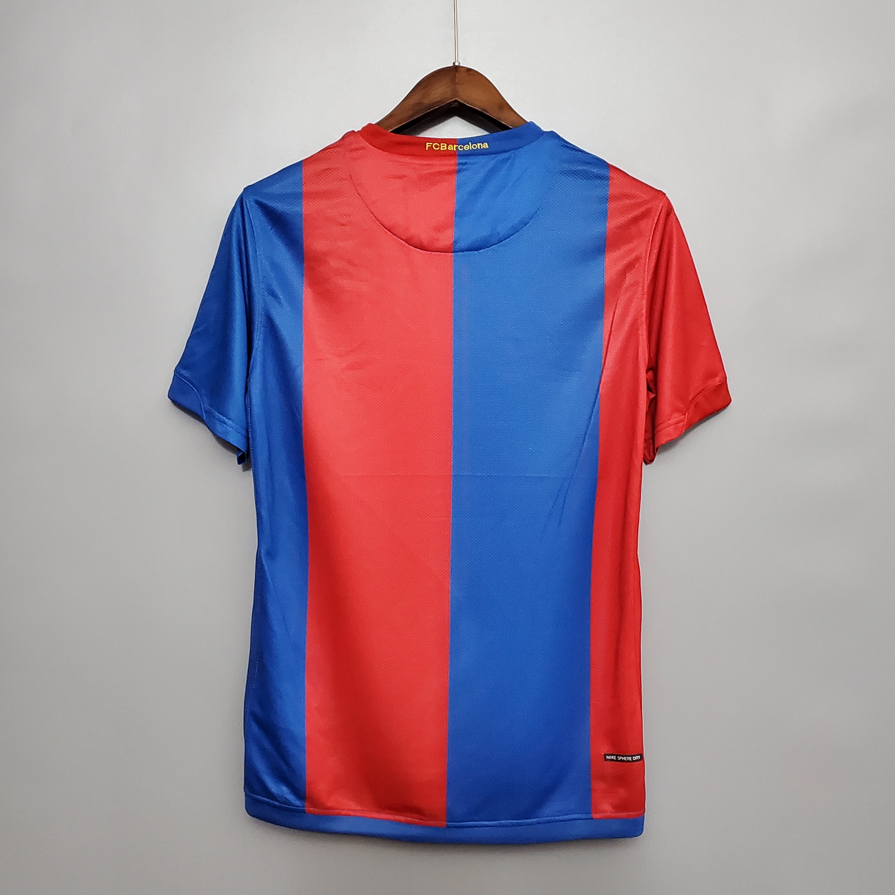 Barcelona 06-07 | Retro Home