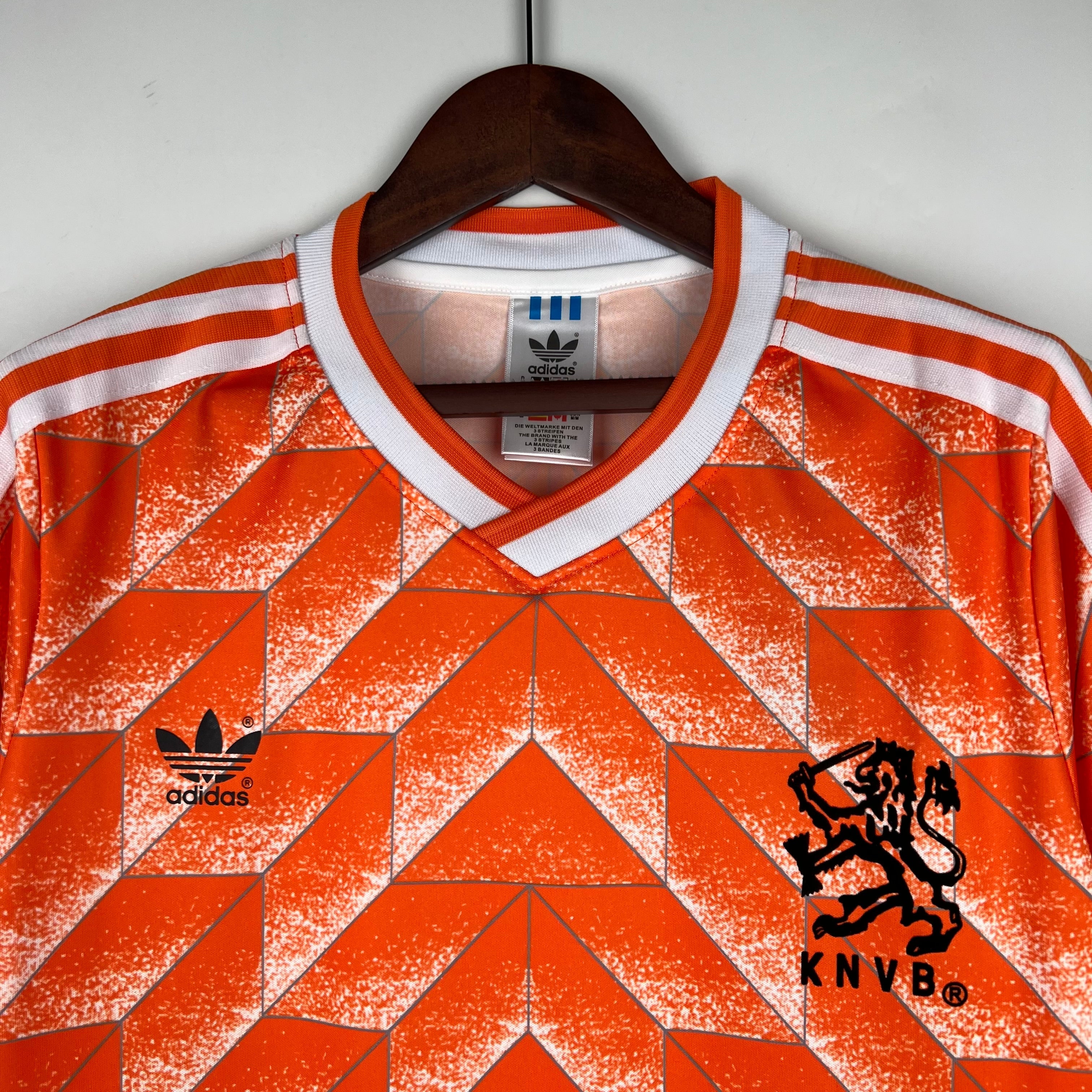 Holland 1988 | Retro Home