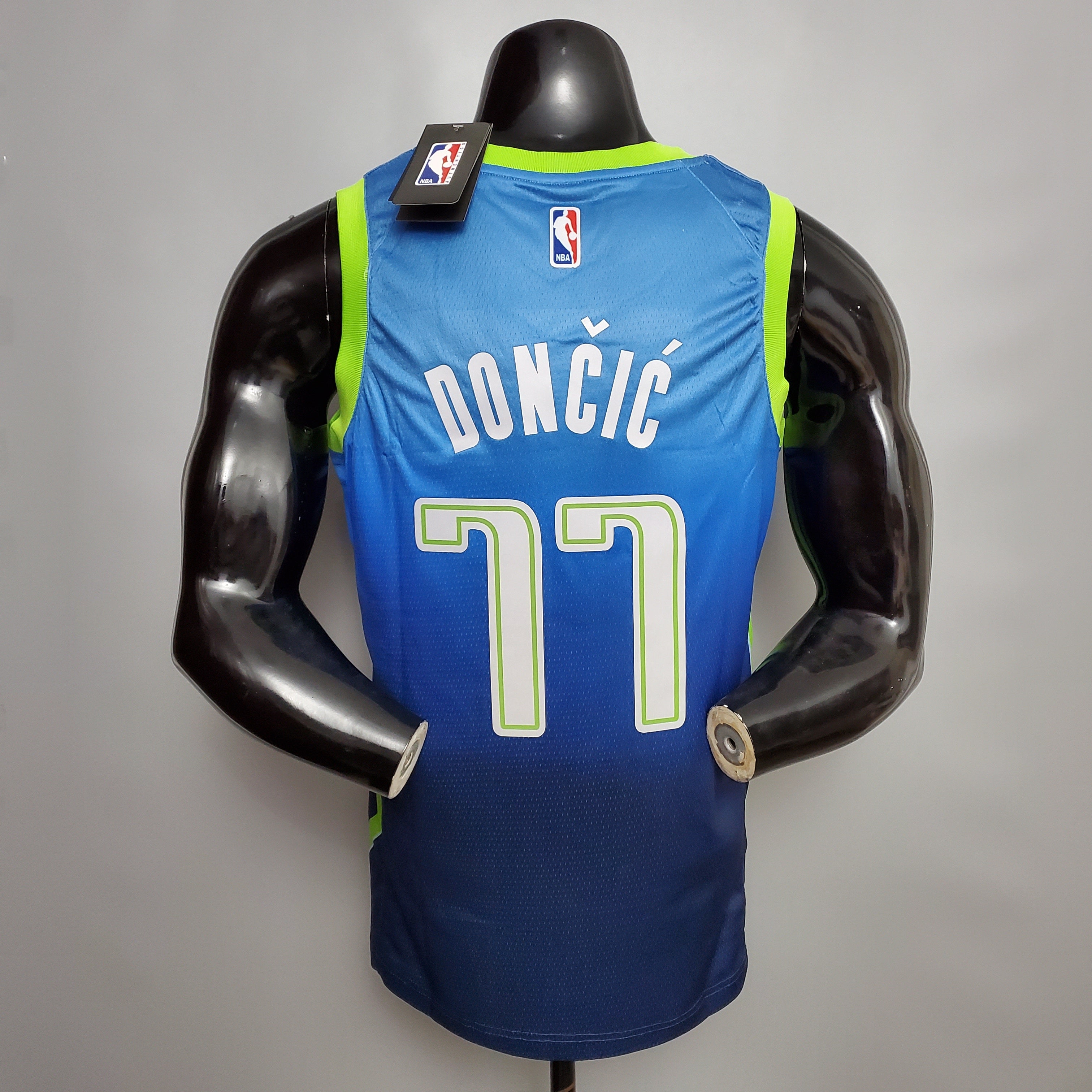 Dallas Mavericks Dongqiqi | Sky Blue